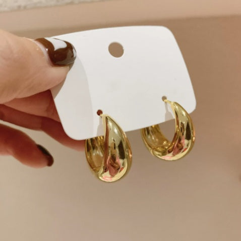 Cool Simple Stud Earrings — Gold Minimalist Set