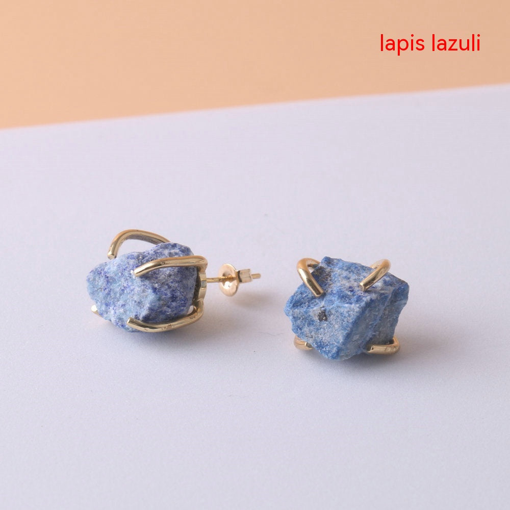 Gold Four-Claw Raw Crystal Stud Earrings – Electroplated Copper Natural Stone Luxury Jewelry for Women