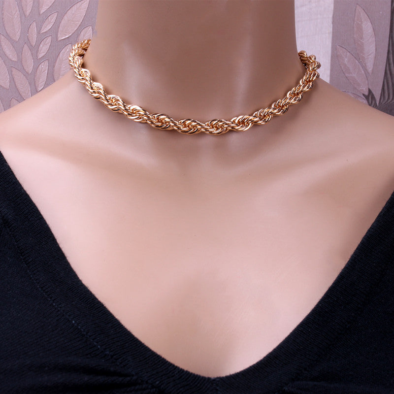 Gothic Twisted Chain Choker – Bold Statement Necklace