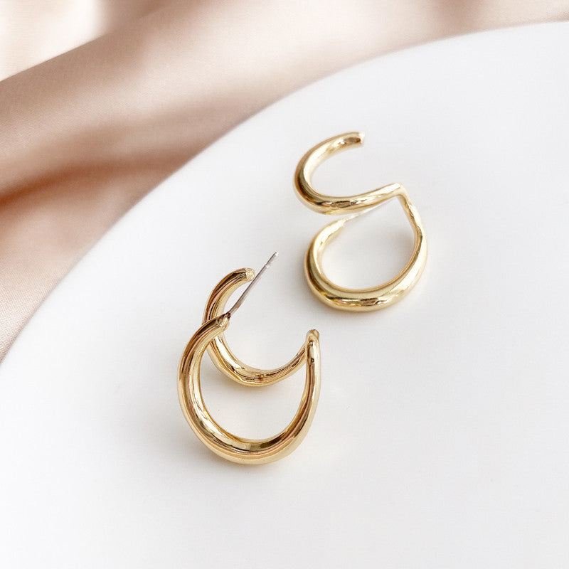 European Style Gold Hoop Earrings — Double Ring Design