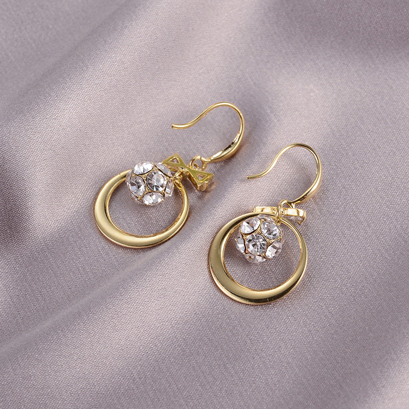 Trendy Pearl Irregular Hoop Earring – Gold Plated