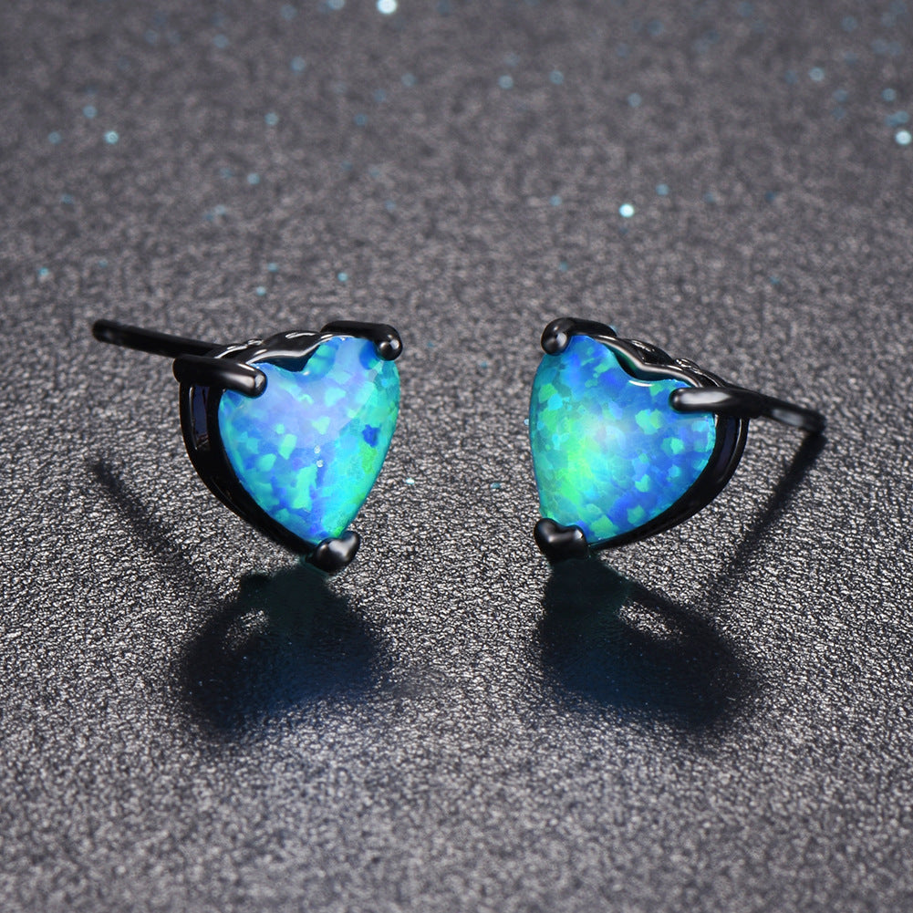 Three-Claw Heart Opal Stud Earrings – Celebrity Style