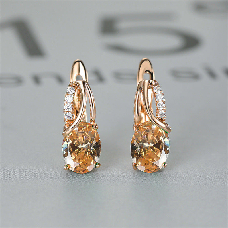 Champagne Gold Zircon Ear Clips – Diamond-Cut Copper Huggie Earrings for Women
