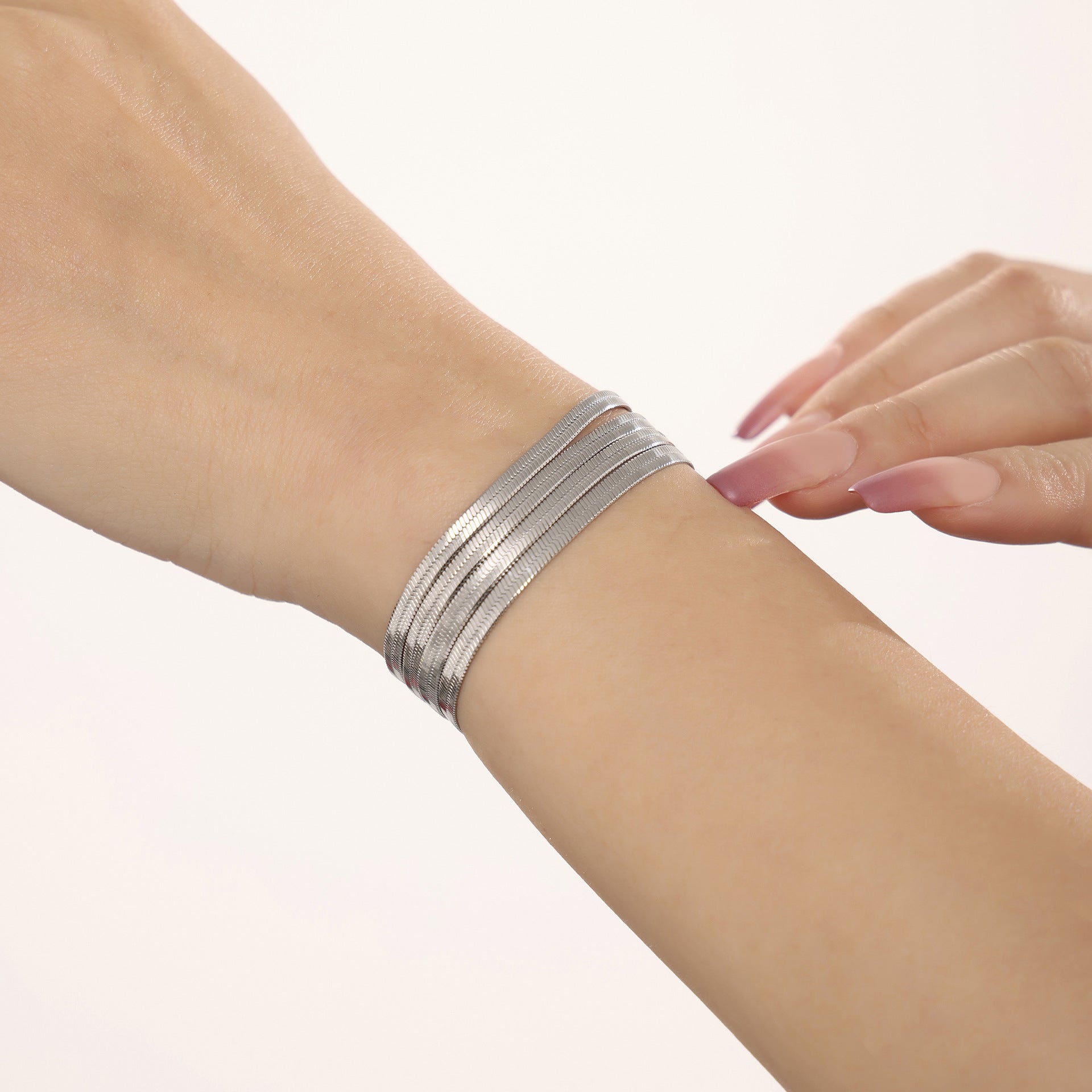 Titanium Steel Bracelet – PVD Gold-Plated Geometric Chain