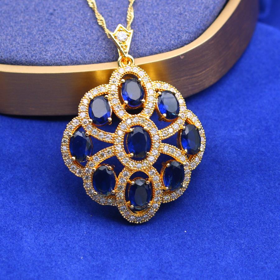 18K Gold Necklace with Zirconia – The Perfect Mother's Day Gift