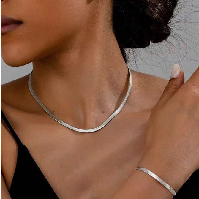 Women's Gold Necklace Set