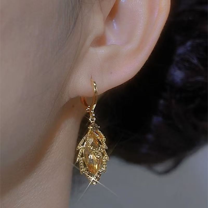 Gold Zircon Leaf & Flower Drop Earrings – Electroplated Alloy Niche Luxury Jewelry for Women
