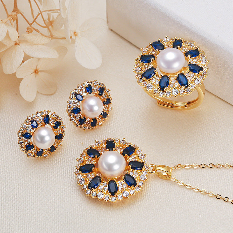 18K Gold Pearl Sunflower Stud Earrings