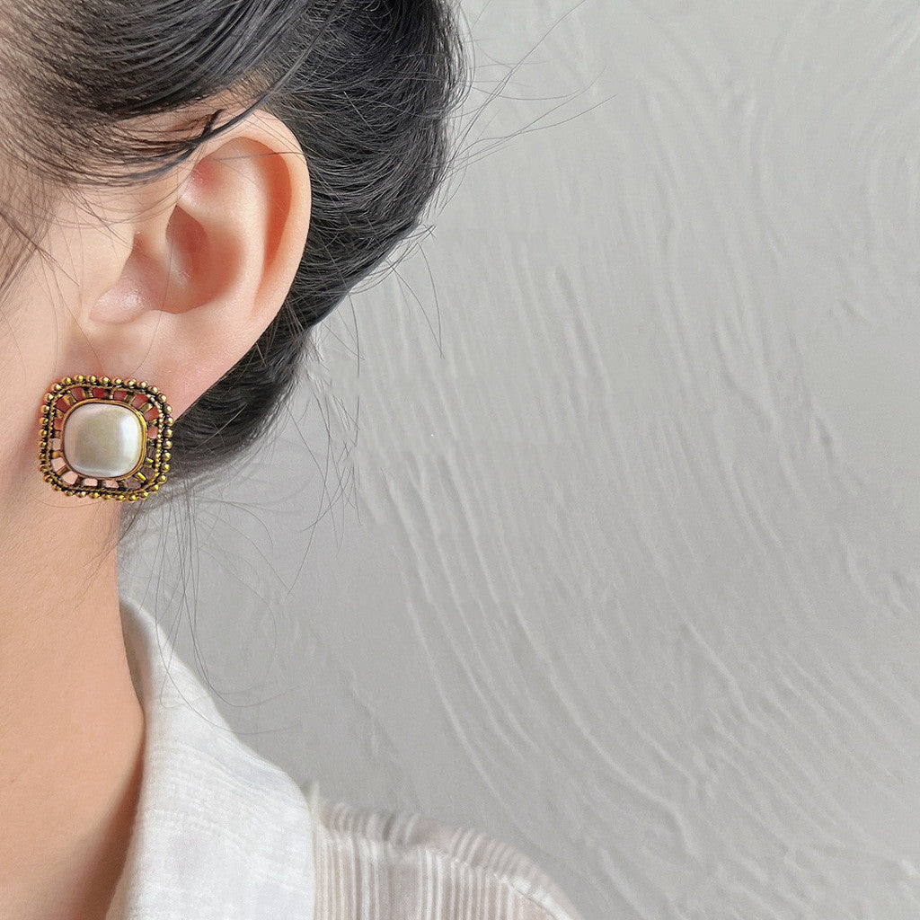 Retro Gold Square Pearl Stud Earrings – Electroplated Alloy Chinese Style Luxury Jewelry for Women