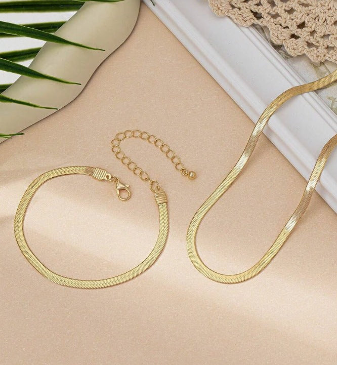 Women's Gold Necklace Set