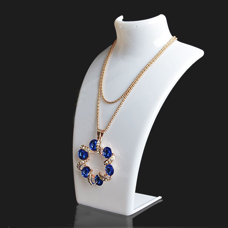 Neck Jewelry