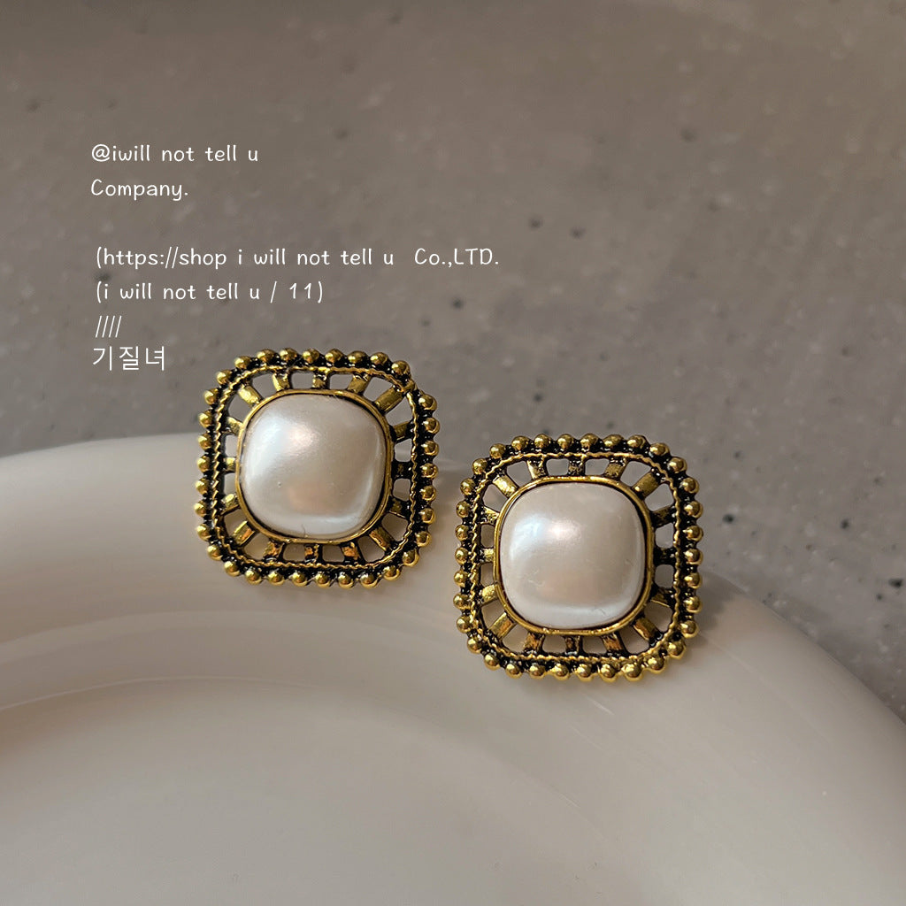 Retro Gold Square Pearl Stud Earrings – Electroplated Alloy Chinese Style Luxury Jewelry for Women