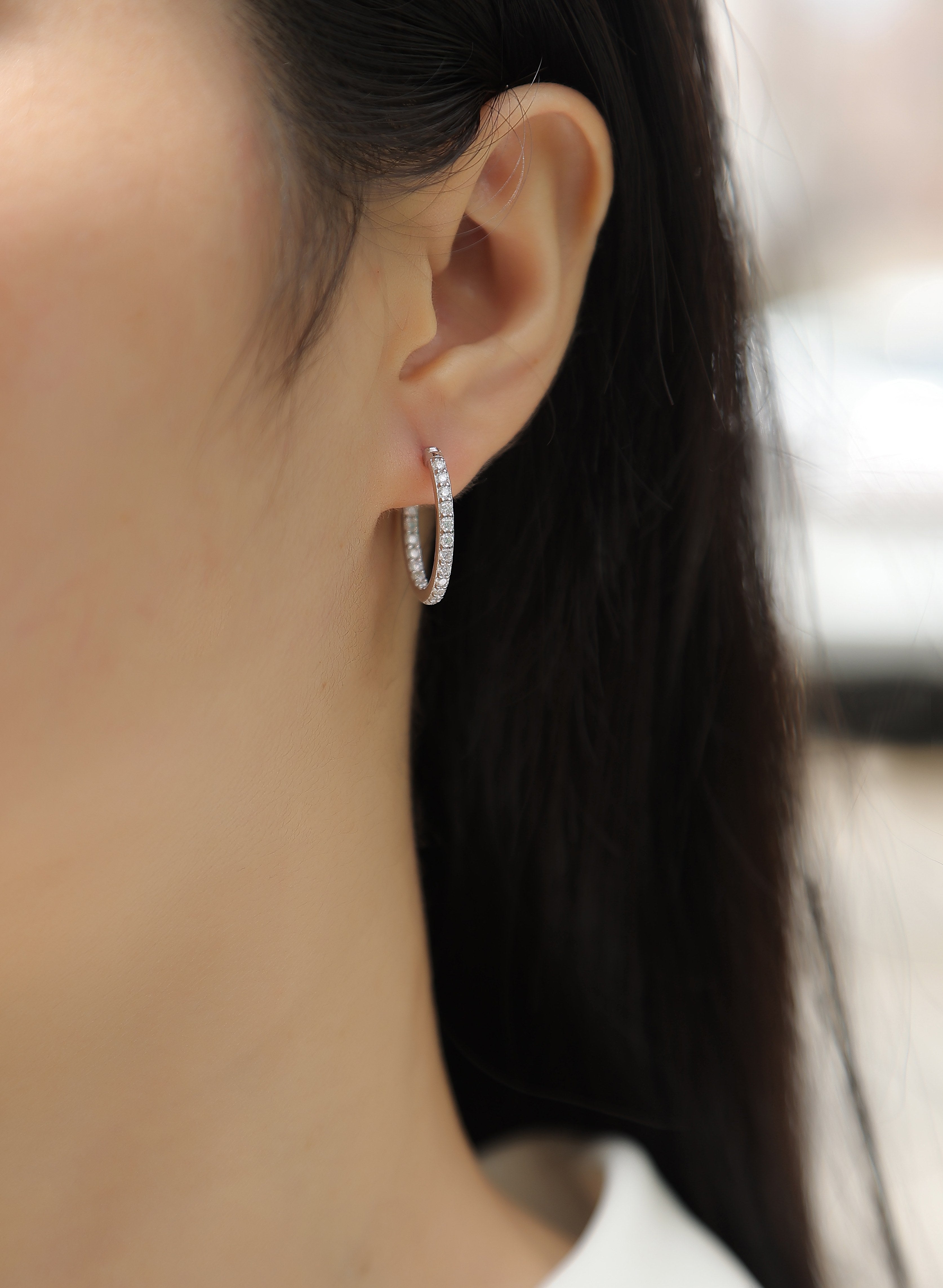 Fashionable Moissanite Stud Earrings