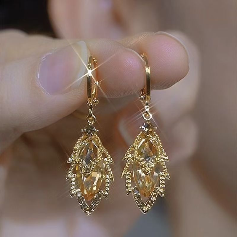 Gold Zircon Leaf & Flower Drop Earrings – Electroplated Alloy Niche Luxury Jewelry for Women