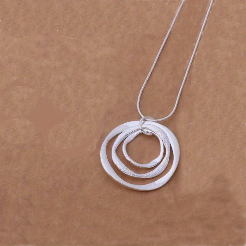 Stylish Circular Ring Necklace - Minimalist Layered Pendant Gold