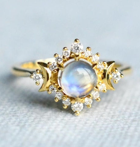 Moonstone Solitaire Ring – Gold Diamond Cluster