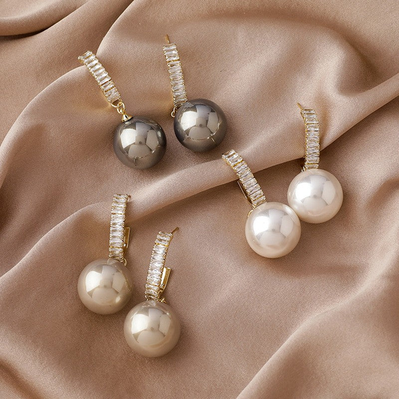 Vintage Pearl Earrings – Hong Kong Style, 3 Colors