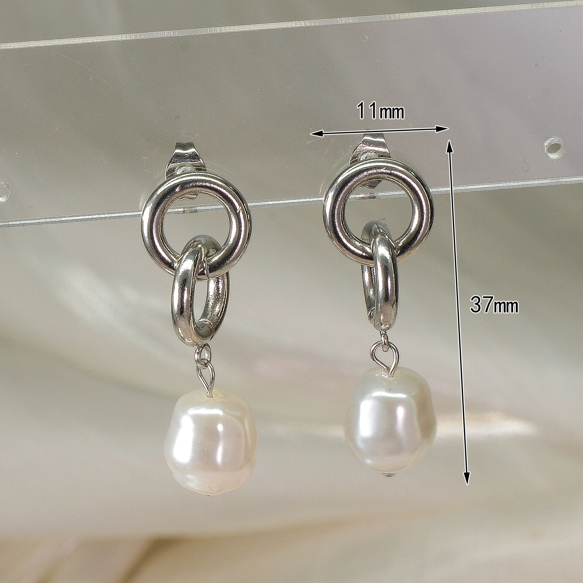 18K Gold Pearl Chain Hoop Earrings – Retro Studs