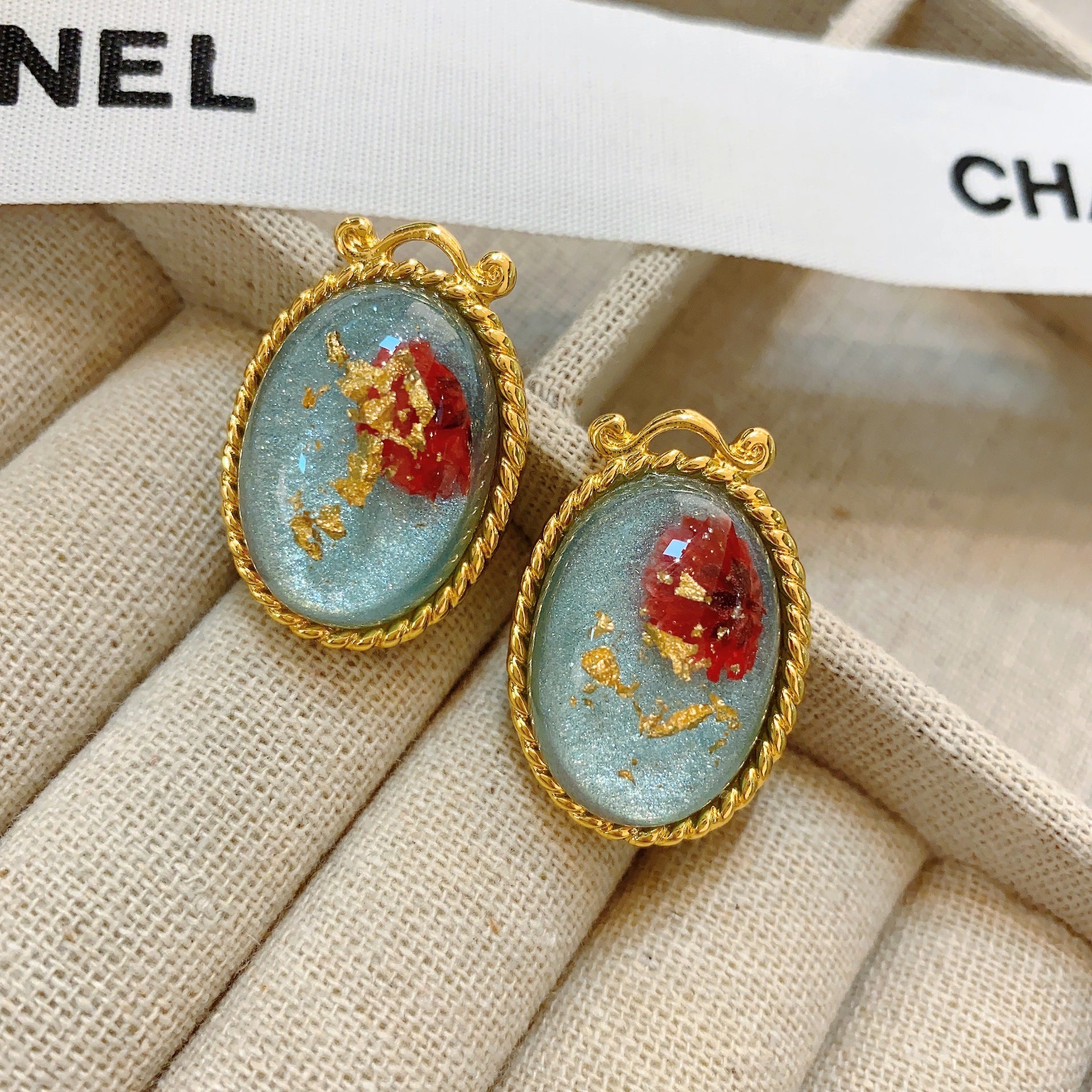 Blue Jelly & Red Rose Earrings – Vintage Oval Drop