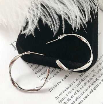 Large Circle Hoop Earrings – 925 Silver Needle, Hollow Geometric, Gold & Silver