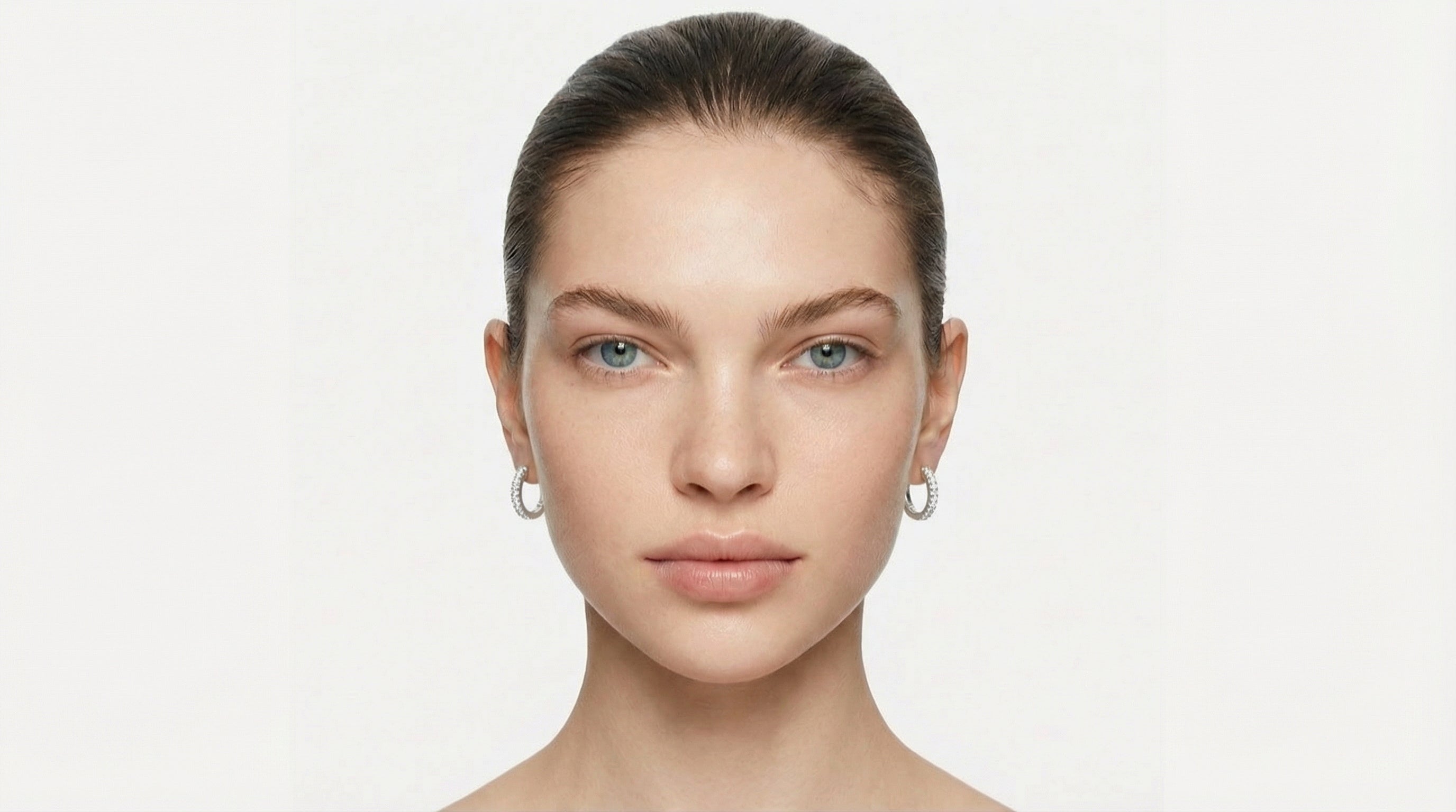 Fashionable Moissanite Stud Earrings