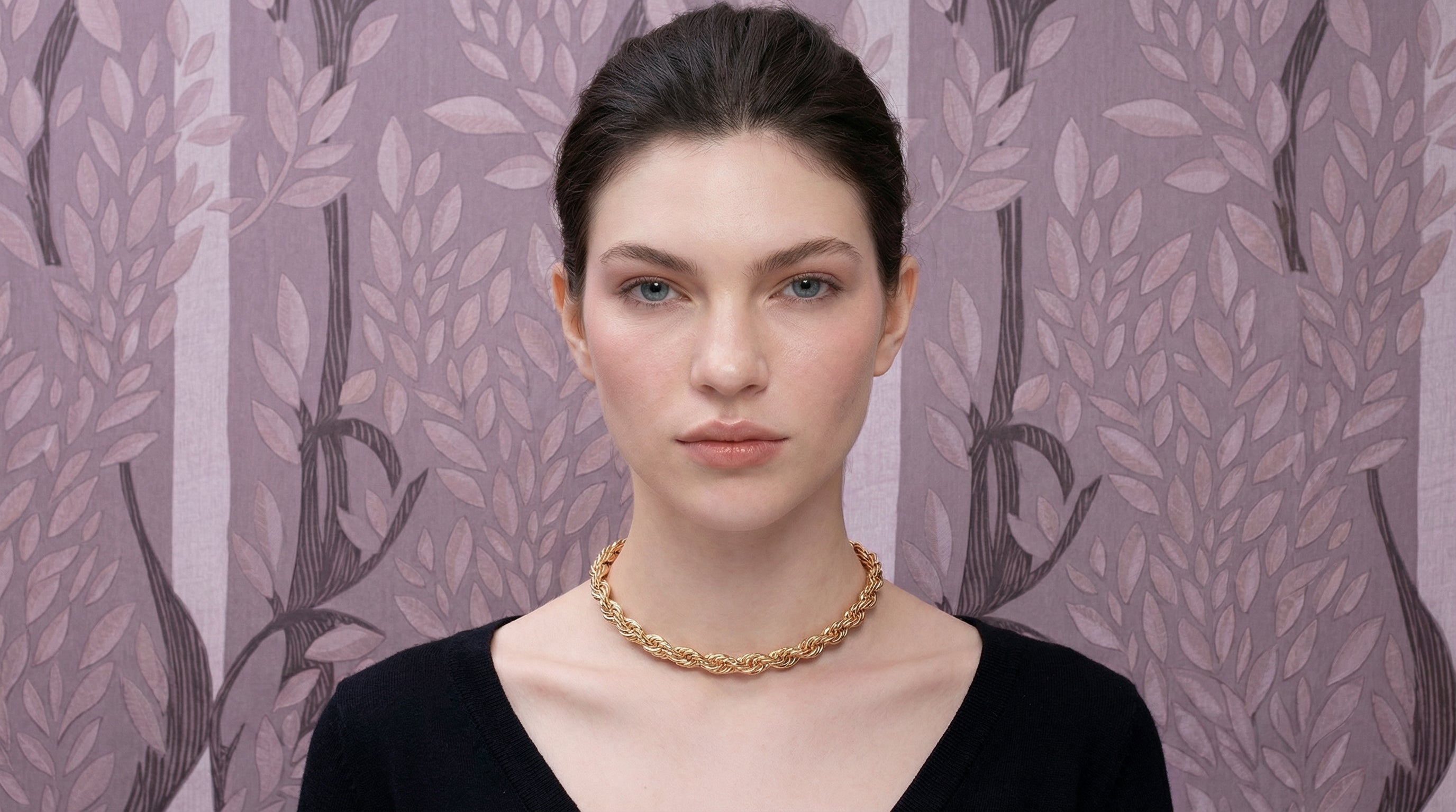 Luxury Gothic Twisted Chain Choker - Bold Statement Necklace