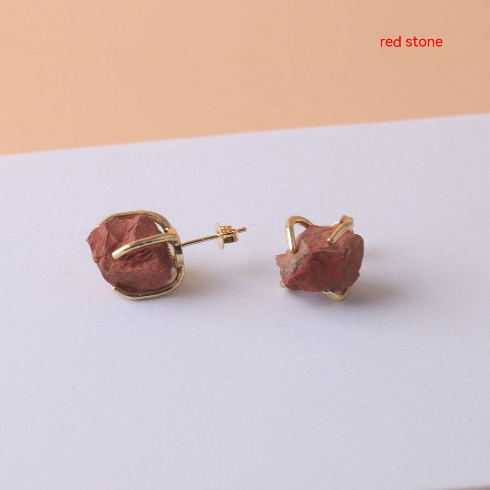 Gold Four-Claw Raw Crystal Stud Earrings – Electroplated Copper Natural Stone Luxury Jewelry for Women