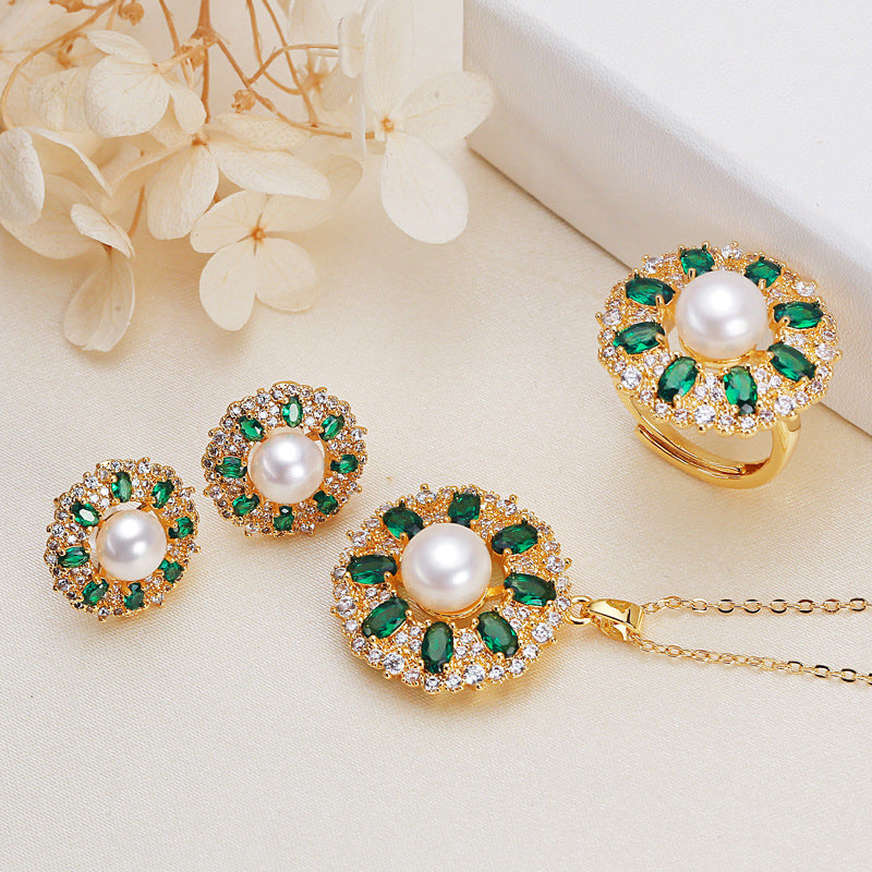 18K Gold Pearl Sunflower Stud Earrings