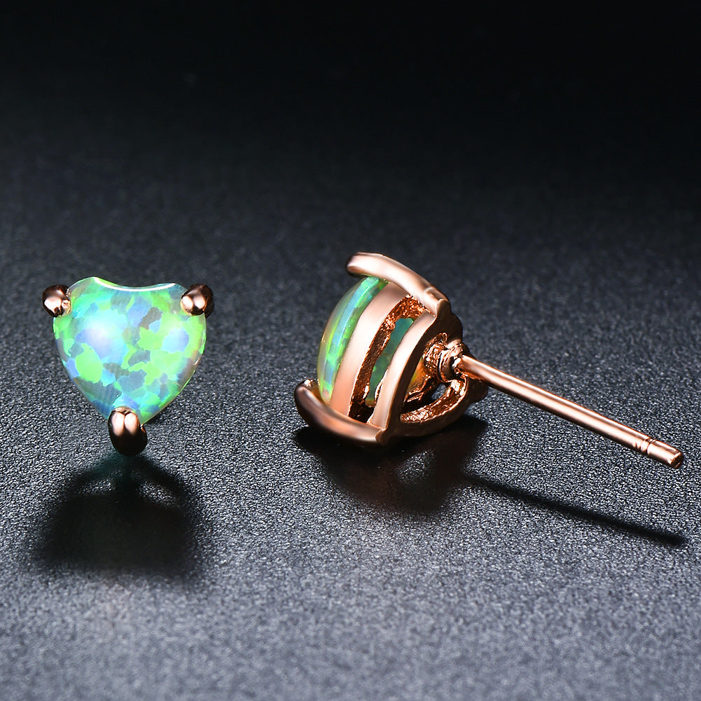 Three-Claw Heart Opal Stud Earrings – Celebrity Style