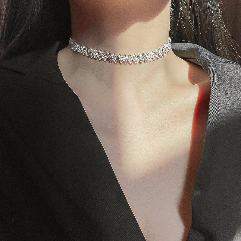 Full Rhinestone Clavicle Necklace – Silver