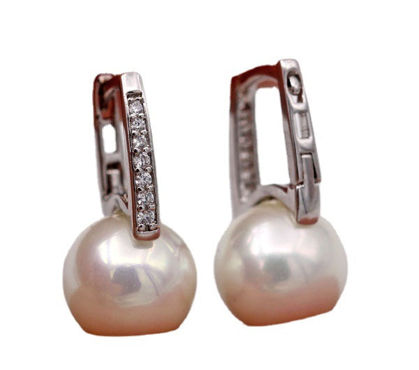 Gold Pearl Ear Clip – Diamond-Set Geometric Hoop Earrings