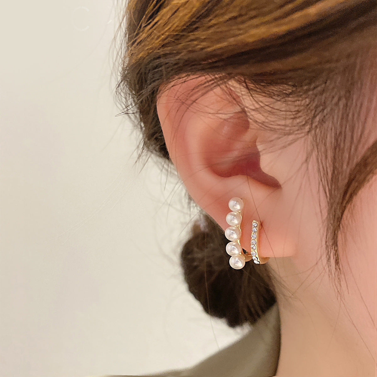 French Pearl Fantasy Stud Earrings – Vintage Geometric