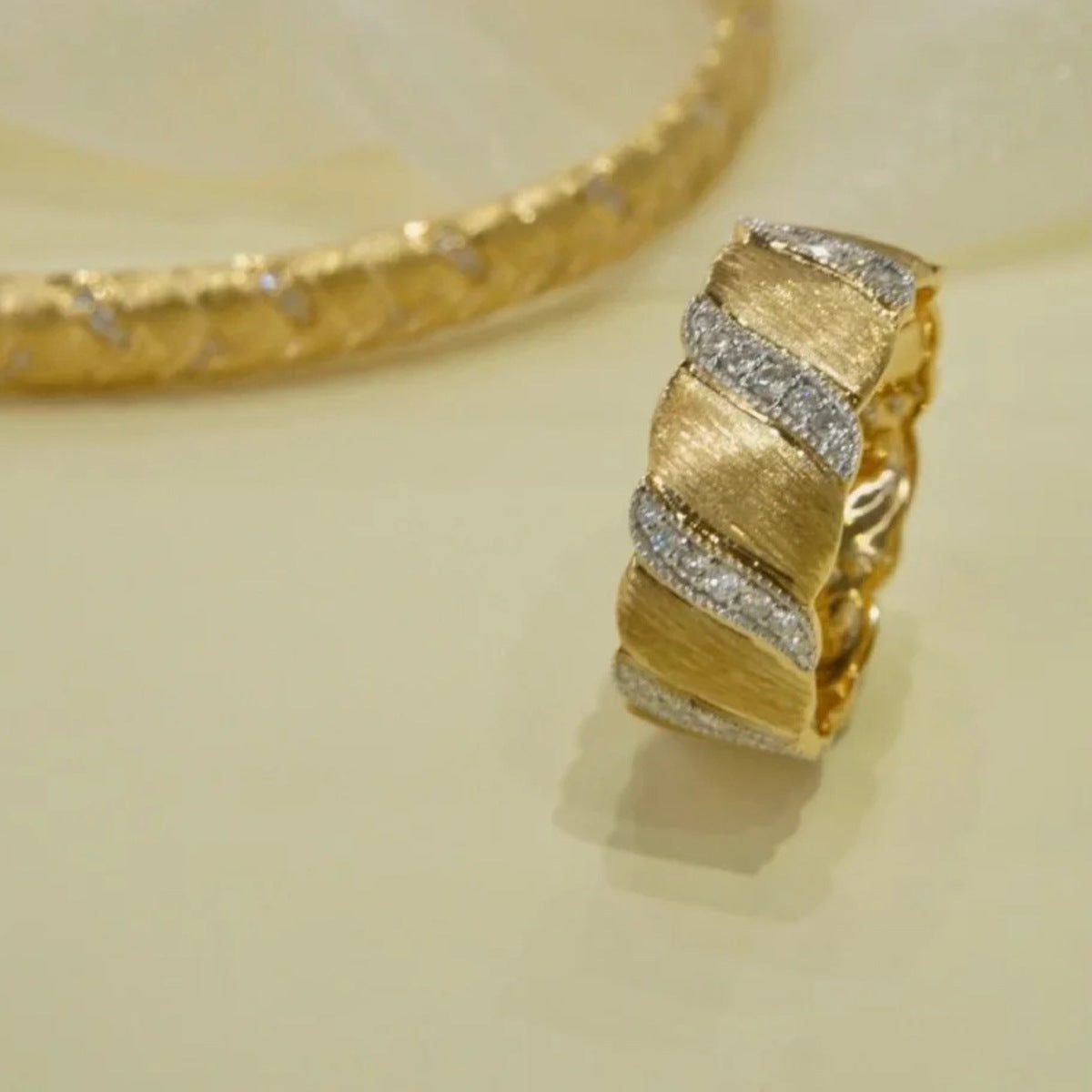 Vintage Sterling Silver Ring – Gold-Plated Brushed Finish