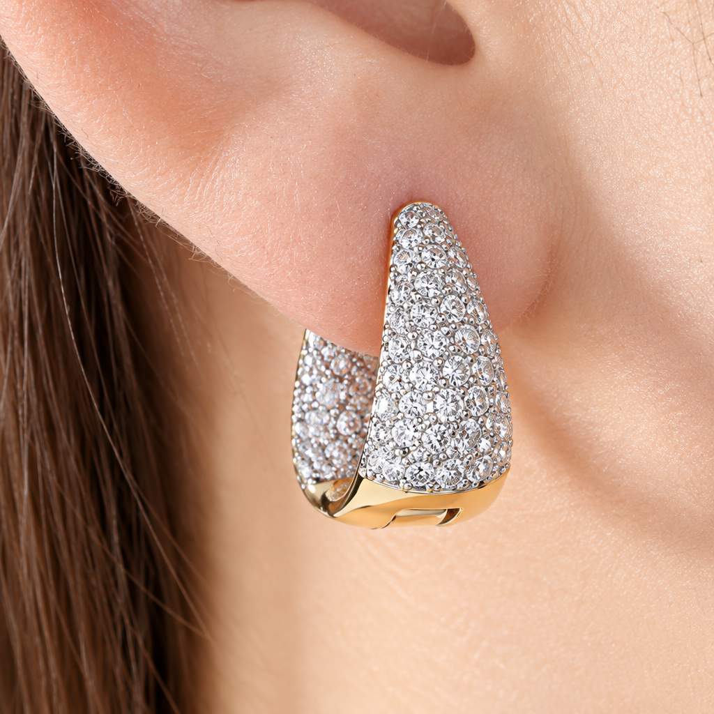 18K Gold Brilliant Drop Earrings – close-up