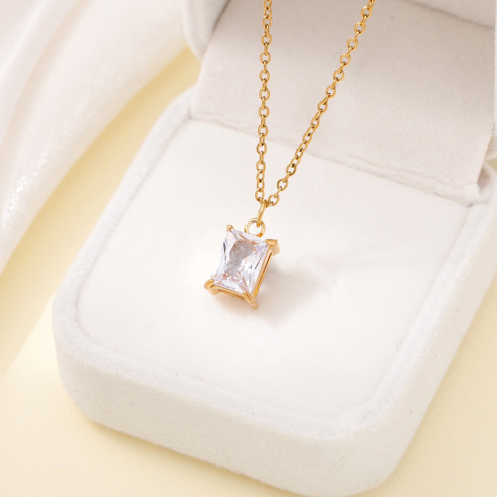 Square Gem Pendant Necklace – 18K Gold, Stainless Steel, O-Ring Chain, Unisex